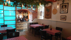 Town Clock Guesthouse, Bun Cranncha